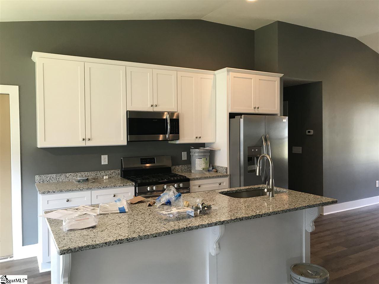 125 Colonial Walk Pickens, SC 29671 - Photo 6 of 22 Gallery Image 6