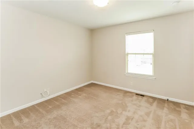 $2,335 | 528 South Poplar Street, Gardner, KS 66030