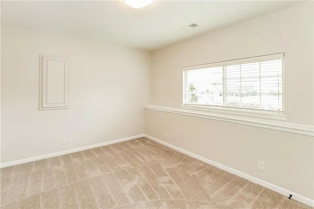 $2,335 | 528 South Poplar Street, Gardner, KS 66030