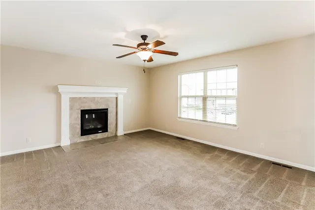 $2,335 | 528 South Poplar Street, Gardner, KS 66030