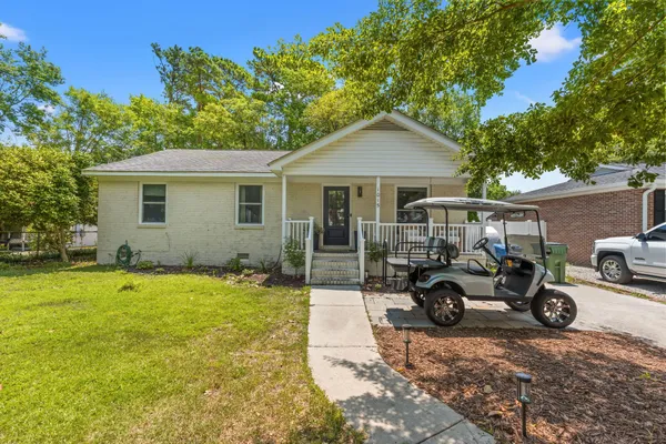 $525,000 | 1015 South Poplar Drive, Surfside Beach, SC 29575