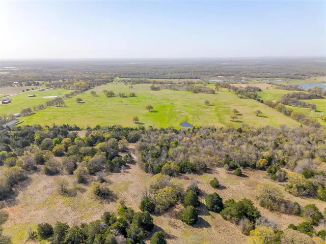 a view of an ocean view