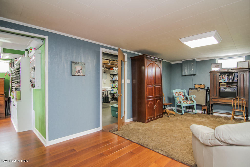 6413 Ridge Cliff Road Louisville, KY 40228 - Photo 42 of 50 0006