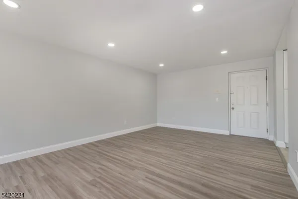 $3,000 | 446 Passaic Street, Unit 3F, Hackensack, NJ 07601