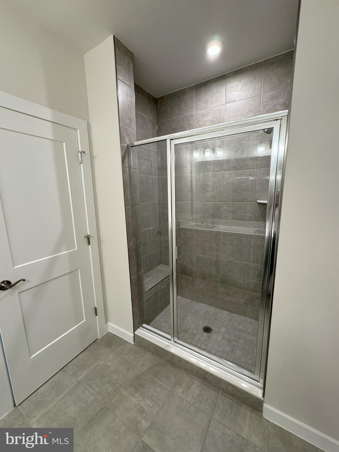 14128 Gypsum Loop, Unit 71 Chantilly, VA 20151 - Photo 8 of 14 master shower