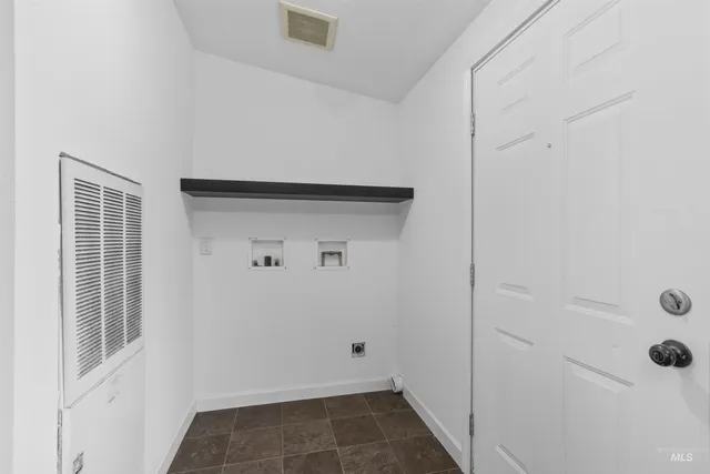 $320,000 | 411 8th Avenue North, Nampa, ID 83687