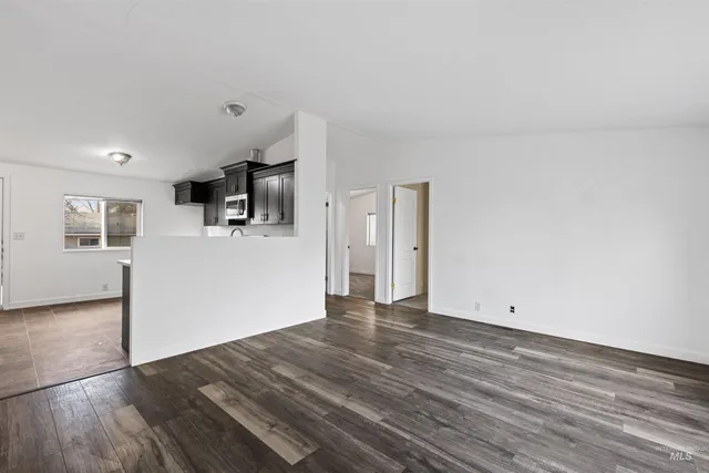 $320,000 | 411 8th Avenue North, Nampa, ID 83687