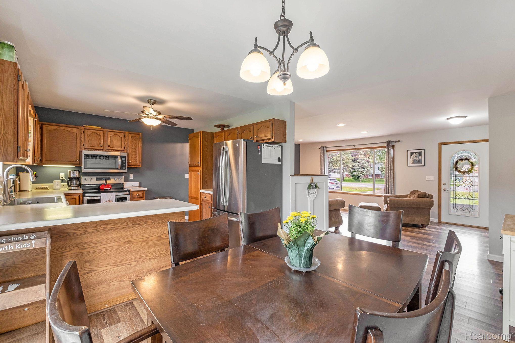 1199 North Seymour Road Flushing, MI 48433 - Photo 10 of 31 Gallery Image 10