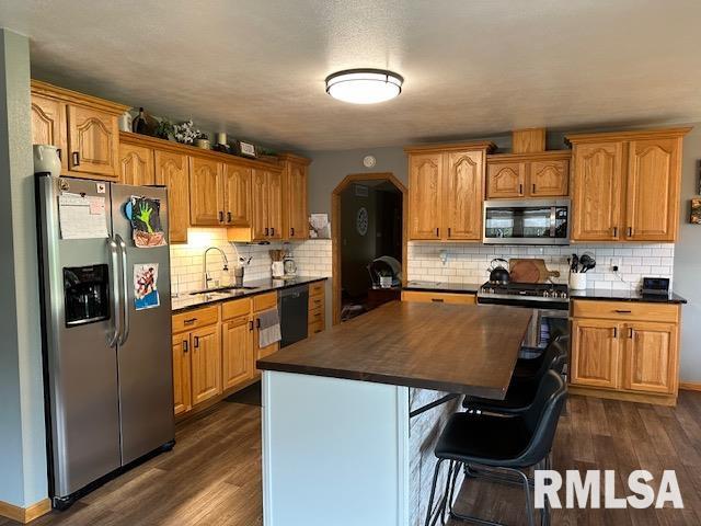 891 Township Road Stronghurst, IL 61480 - Photo 8 of 35 Gallery Image 8