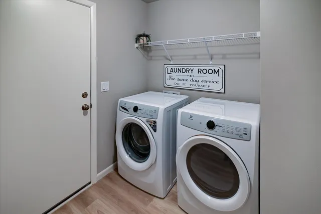 $442,900 | 6567 Prairie Wood Drive, McFarland, WI 53558