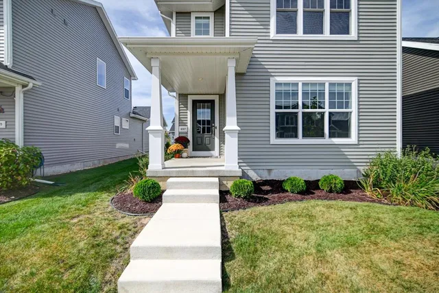 $442,900 | 6567 Prairie Wood Drive, McFarland, WI 53558