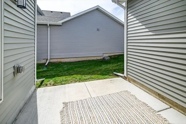 $434,900 | 6567 Prairie Wood Drive, McFarland, WI 53558