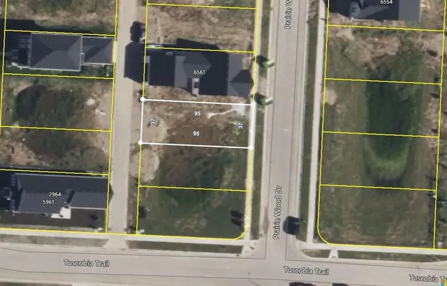 $442,900 | 6567 Prairie Wood Drive, McFarland, WI 53558