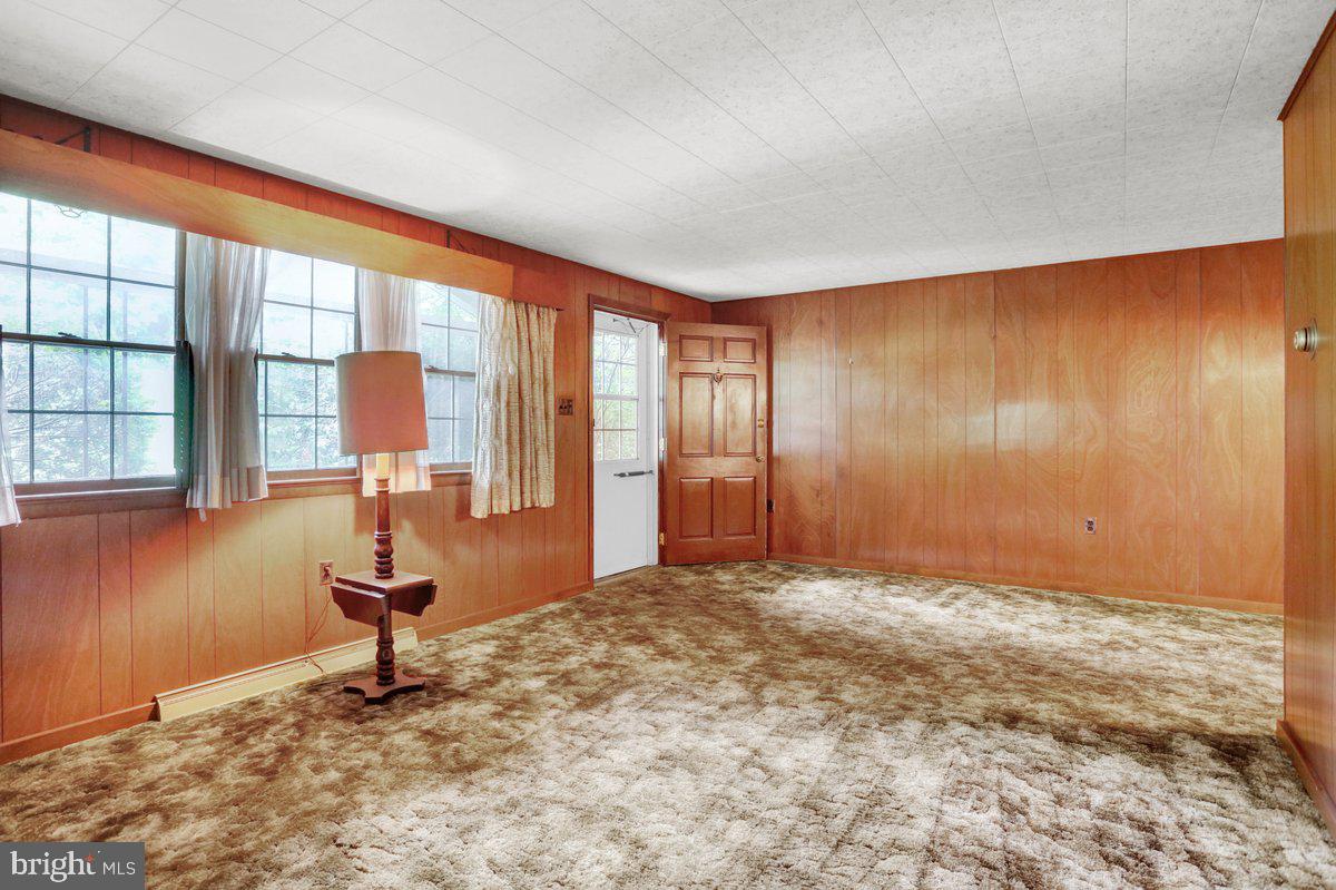 1041 Commonwealth Boulevard Reading, PA 19607 - Photo 5 of 26 Gallery Image 5