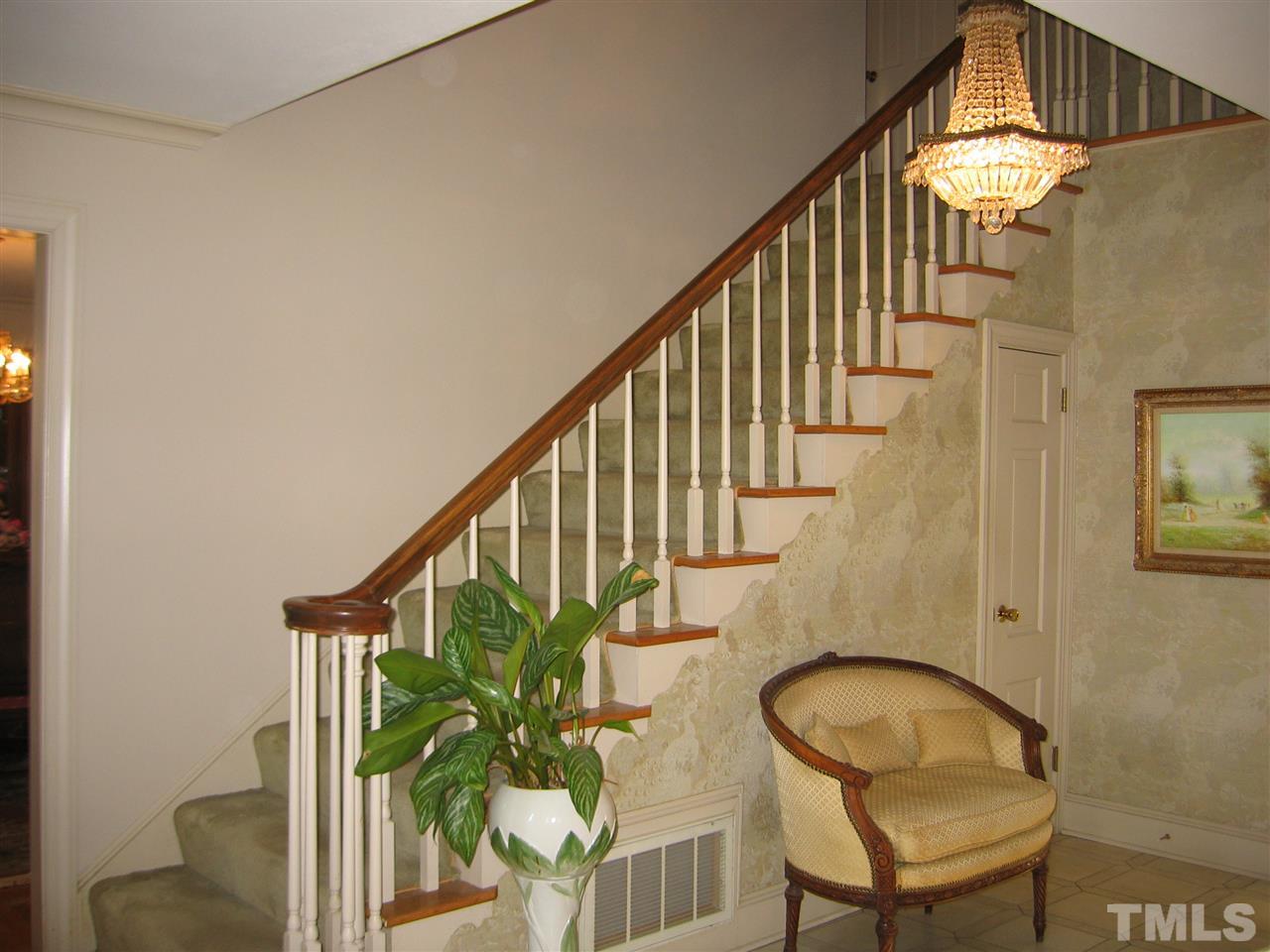 704 Staley Court Raleigh, NC 27609 - Photo 2 of 21 Gallery Image 2