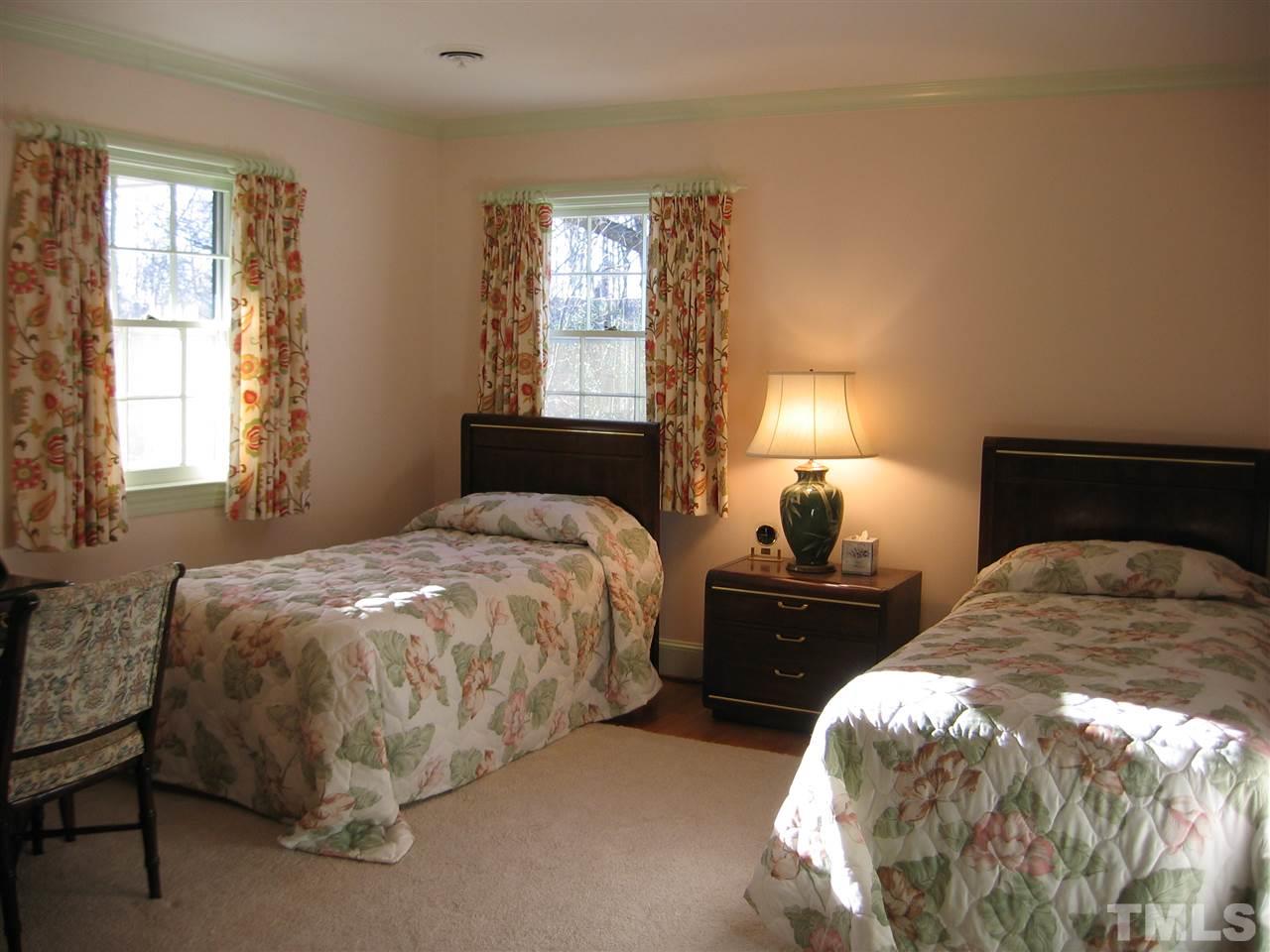 704 Staley Court Raleigh, NC 27609 - Photo 15 of 21 Gallery Image 15