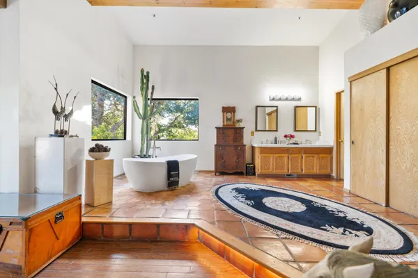 $1,125,000 | 24100 Sorrel Court, Tehachapi, CA 93561