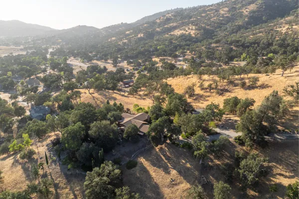 $1,125,000 | 24100 Sorrel Court, Tehachapi, CA 93561