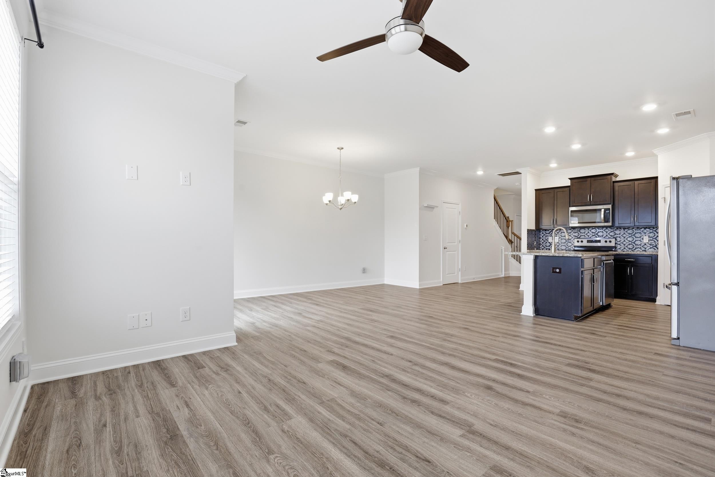 420 Yellow Fox Road Greer, SC 29650 - Photo 10 of 33