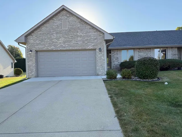 $239,900 | 3127 Sandy Pointe Drive, Freeport, IL 61032
