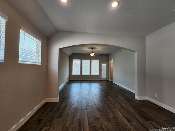 $2,295 | 1324 Spring Row Street, New Braunfels, TX 78132