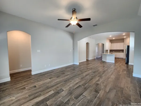 $2,295 | 1324 Spring Row Street, New Braunfels, TX 78132