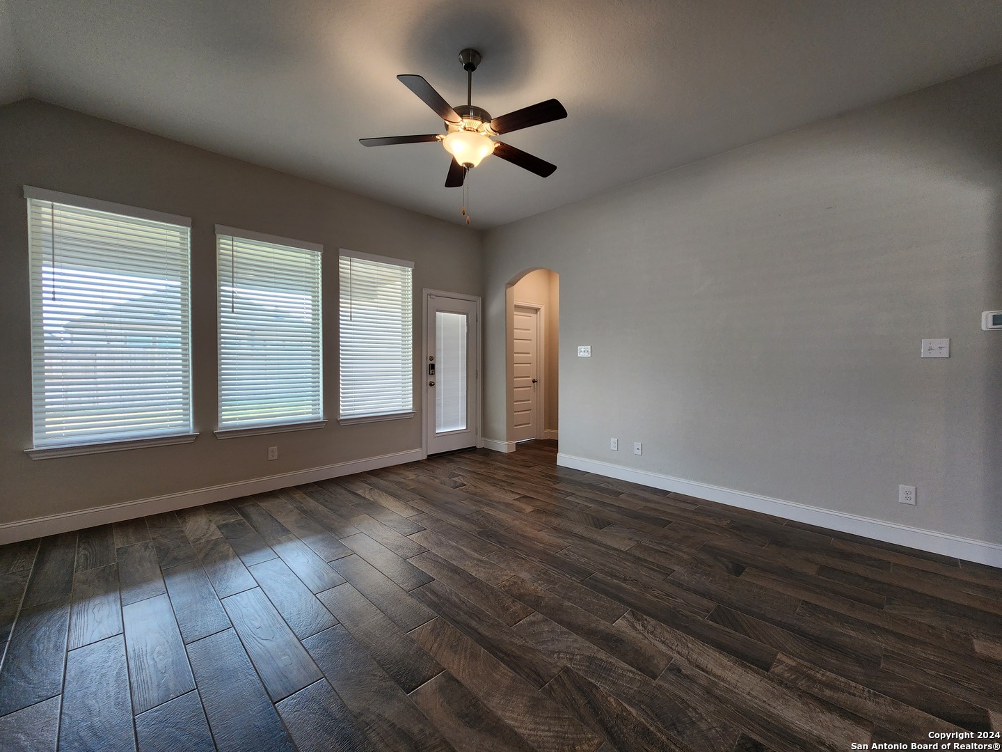 1324 Spring Row Street New Braunfels, TX 78132 - Photo 5 of 29