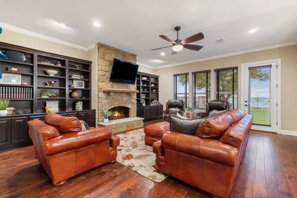 $1,295,000 | 348 Carlson Circle, Buchanan Dam, TX 78609