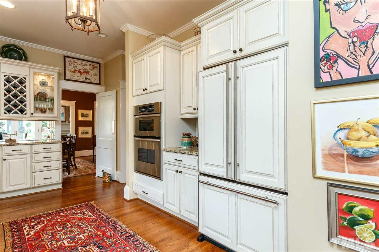 2211 Creston Road Raleigh, NC 27608 - Photo 14 of 30