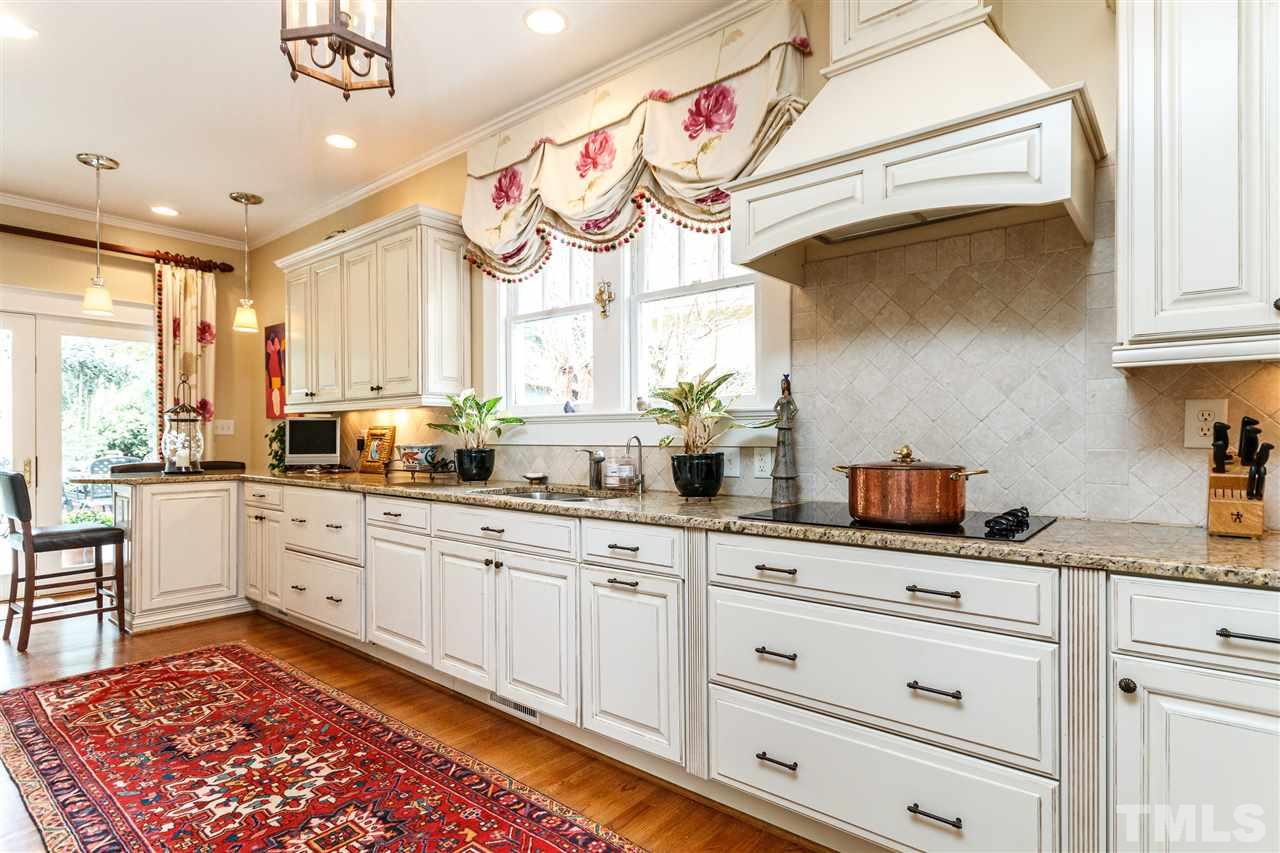 2211 Creston Road Raleigh, NC 27608 - Photo 15 of 30
