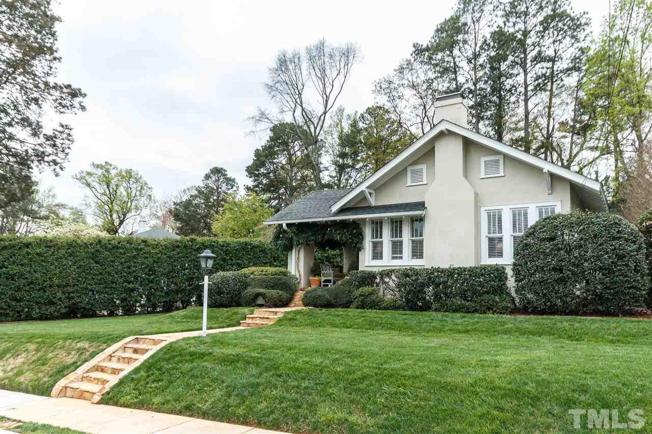 2211 Creston Road Raleigh, NC 27608 - Photo 3 of 30