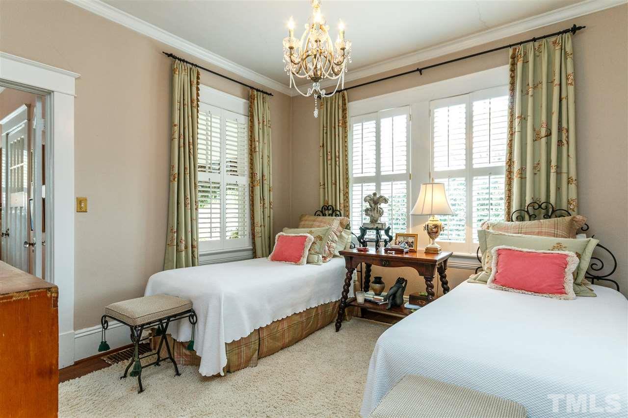 2211 Creston Road Raleigh, NC 27608 - Photo 24 of 30