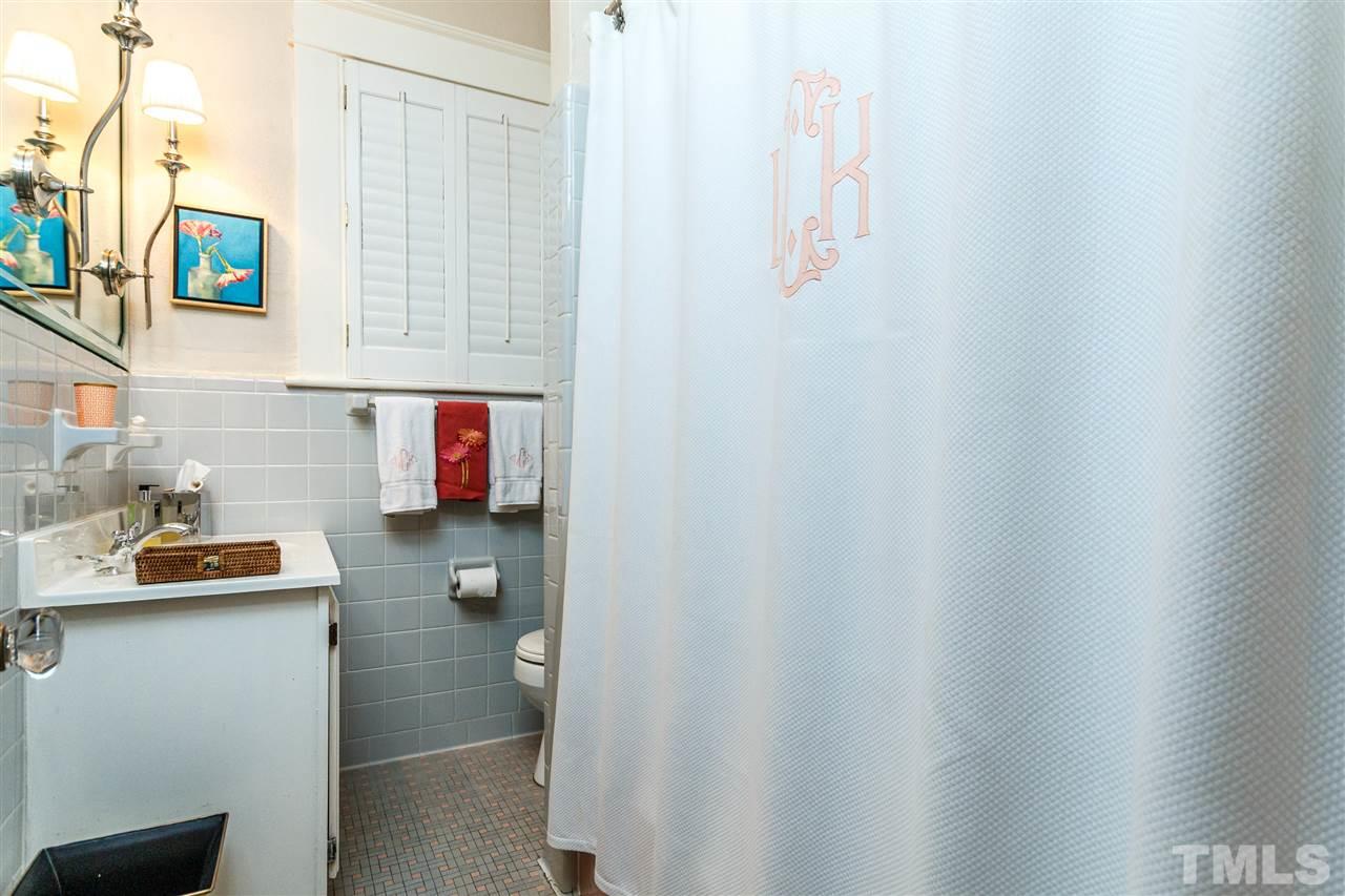 2211 Creston Road Raleigh, NC 27608 - Photo 26 of 30