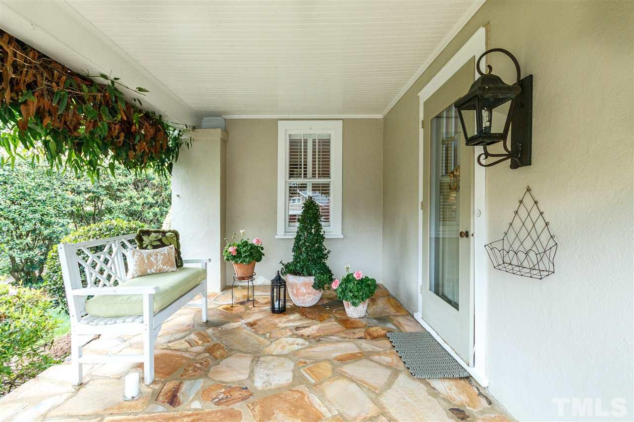 2211 Creston Road Raleigh, NC 27608 - Photo 5 of 30