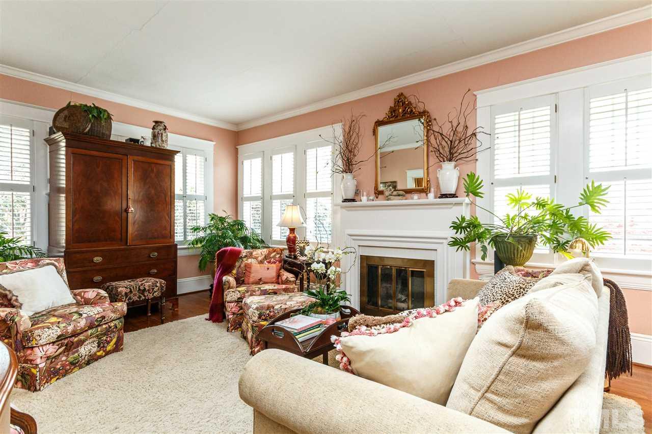 2211 Creston Road Raleigh, NC 27608 - Photo 9 of 30