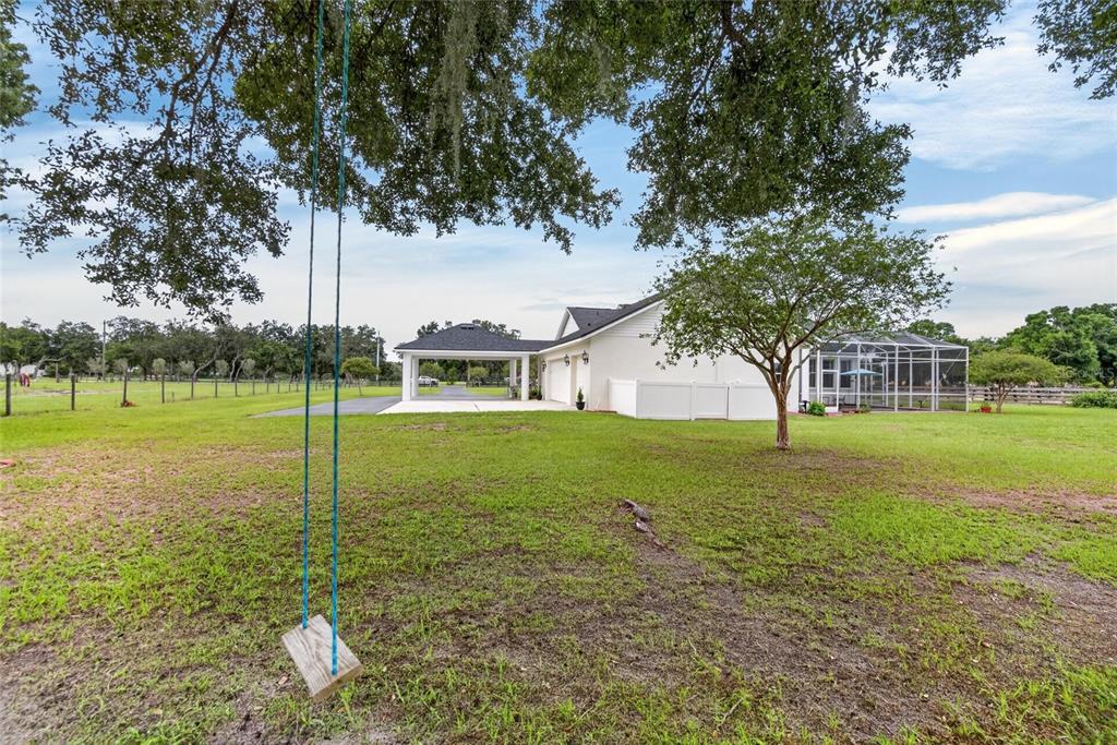 18622 Dorman Road Lithia, FL 33547 - Photo 5 of 47