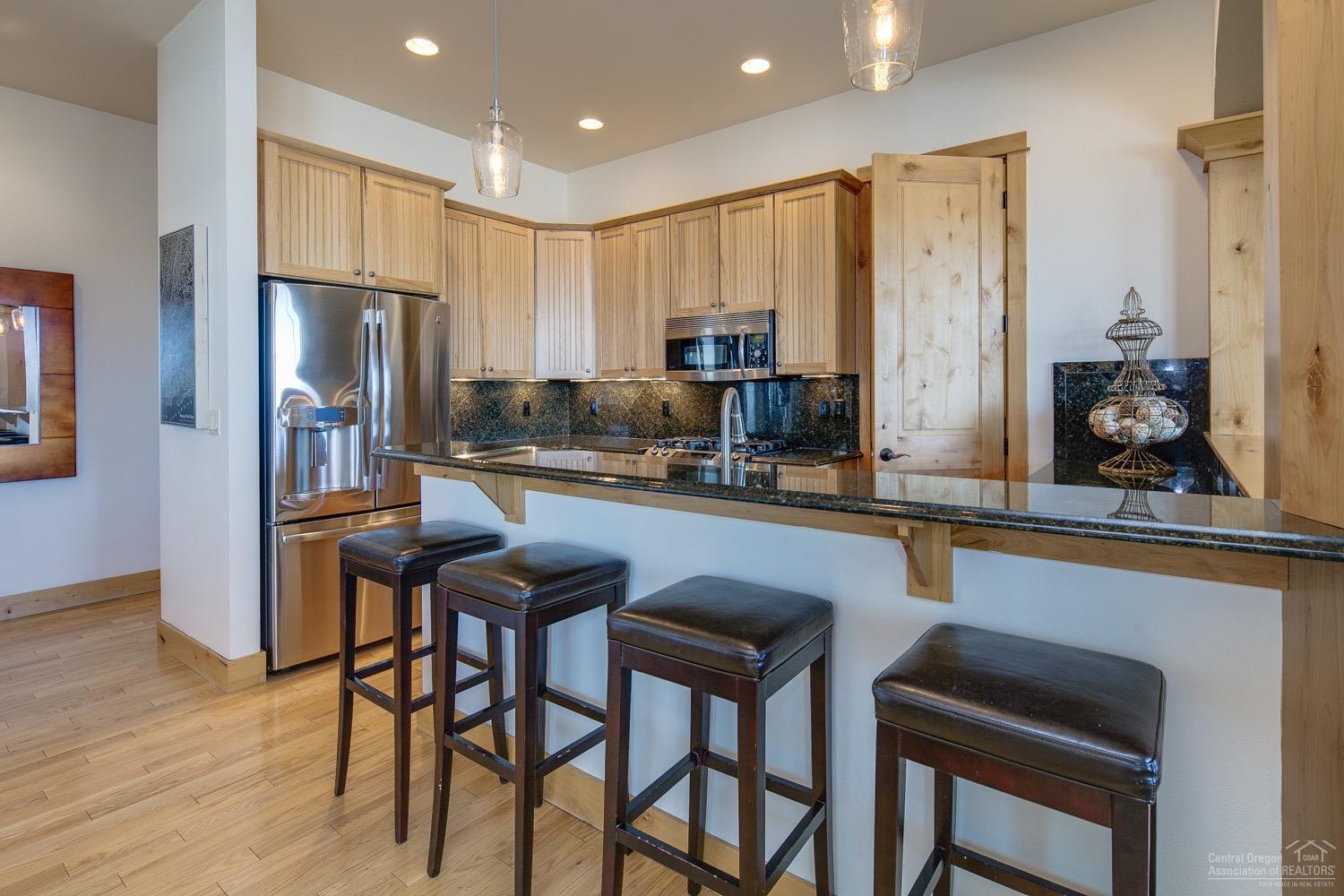 957 Southwest Vantage Point Way Bend, OR 97702 - Photo 8 of 25 Additional Photo