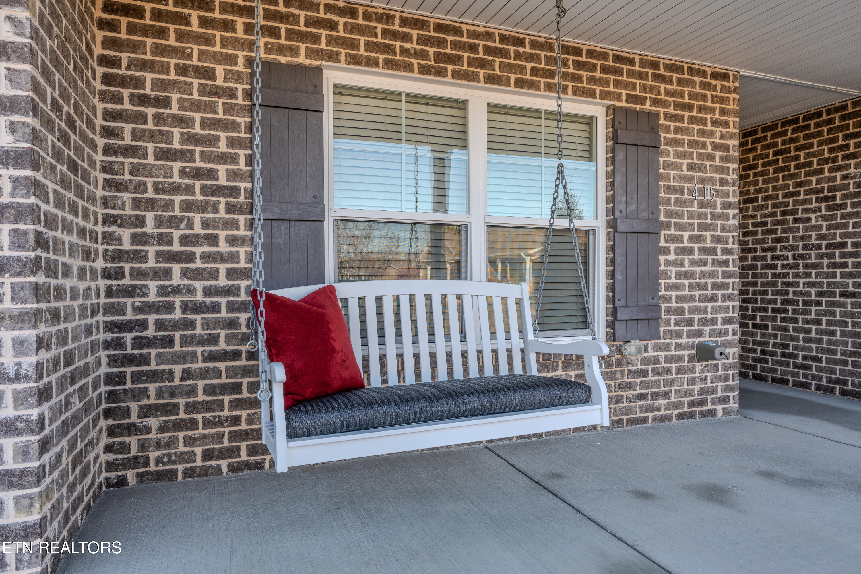 415 Larkspur Way Sevierville, TN 37862 - Photo 8 of 45 Relax & Sit awhile