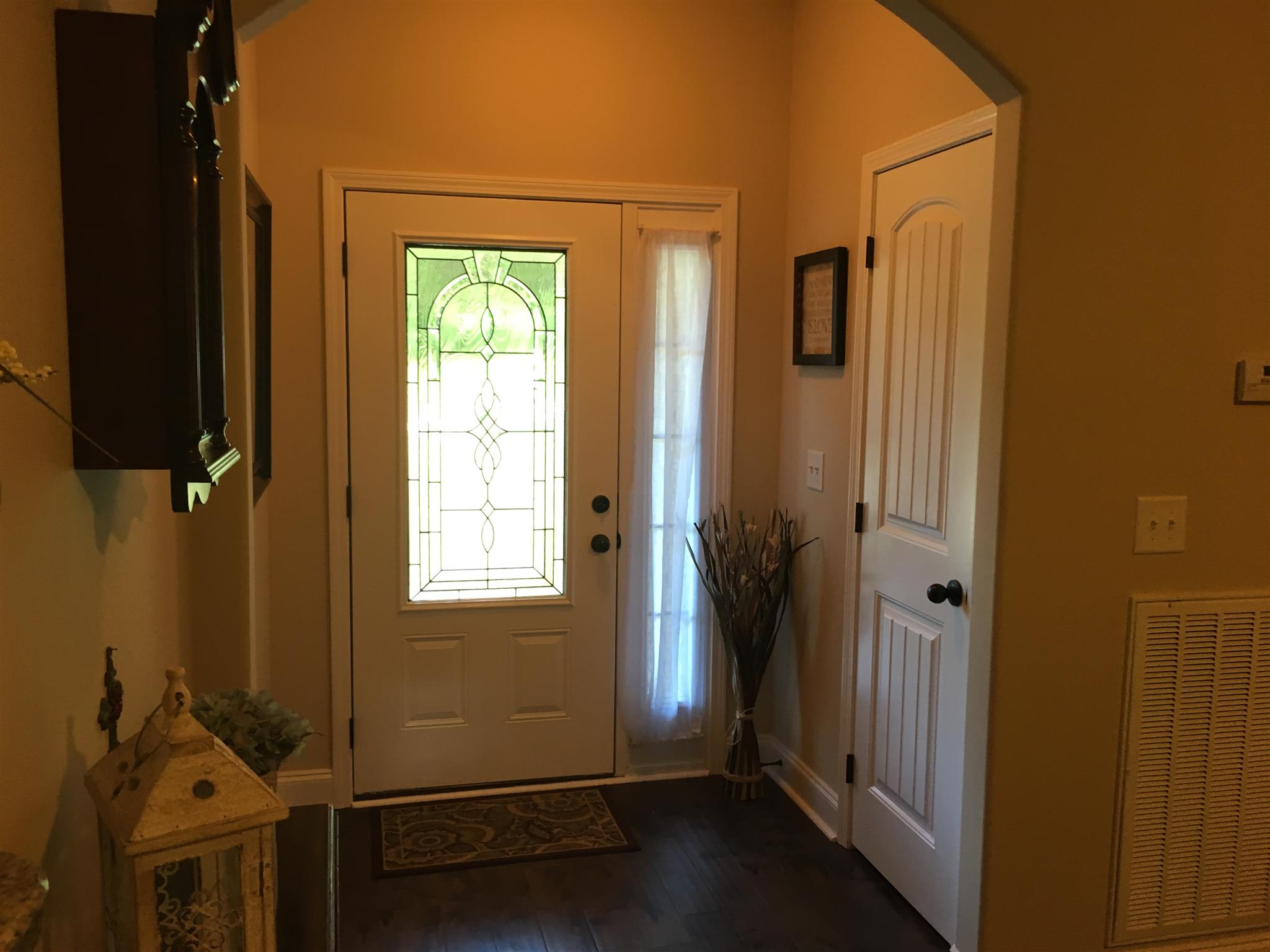 425 Briarcliff Road Clarksville, TN 37043 - Photo 2 of 30 Gallery Image 2
