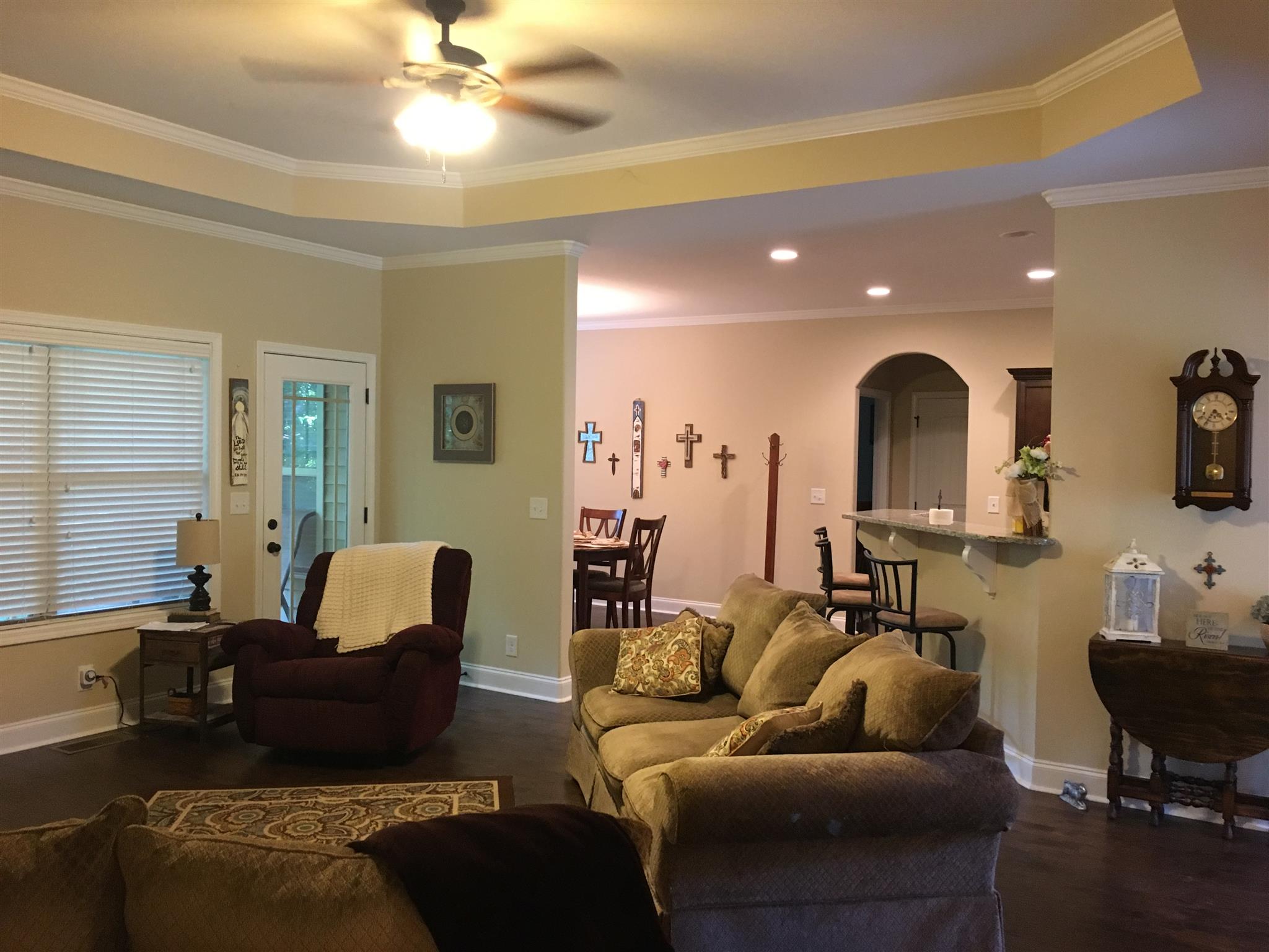 425 Briarcliff Road Clarksville, TN 37043 - Photo 4 of 30 Gallery Image 4