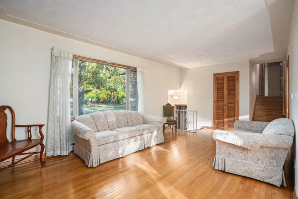 $285,000 | 26137 Diana Drive, Sturgis, MI 49091