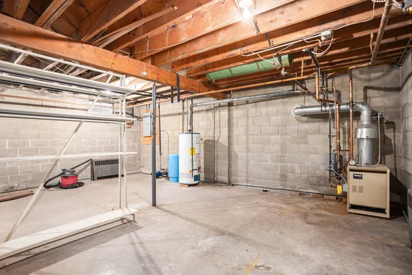 $285,000 | 26137 Diana Drive, Sturgis, MI 49091