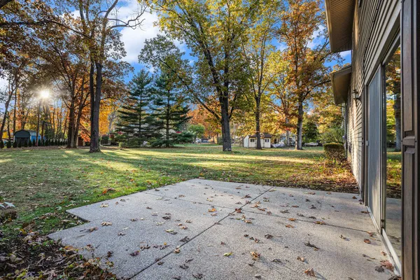 $285,000 | 26137 Diana Drive, Sturgis, MI 49091