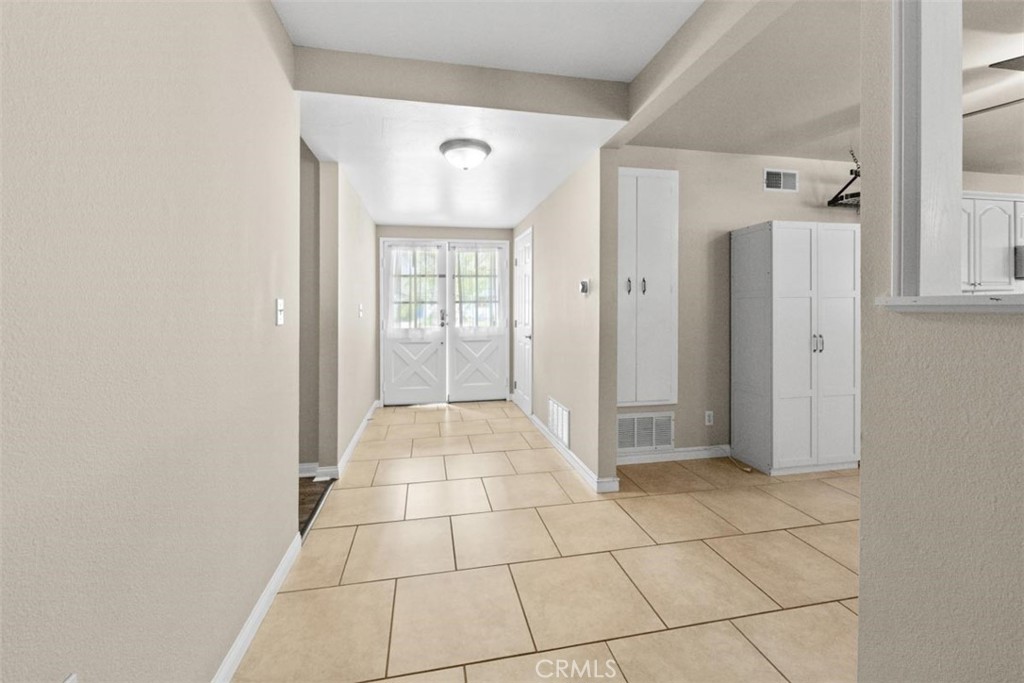 5748 Eunice Street Simi Valley, CA 93063 - Photo 14 of 19