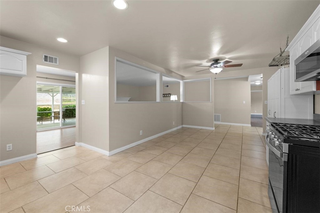 5748 Eunice Street Simi Valley, CA 93063 - Photo 9 of 19