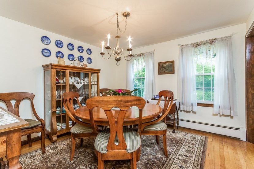 18 Nova Road Nashua, NH 03064 - Photo 10 of 25
