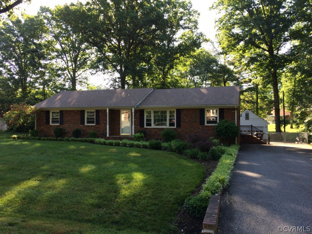 1241 Bluefield Road North Chesterfield, VA 23236 - Photo 2 of 24 Gallery Image 2