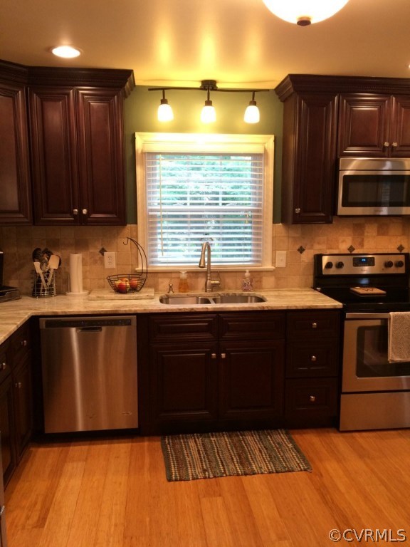 1241 Bluefield Road North Chesterfield, VA 23236 - Photo 9 of 24 Gallery Image 9