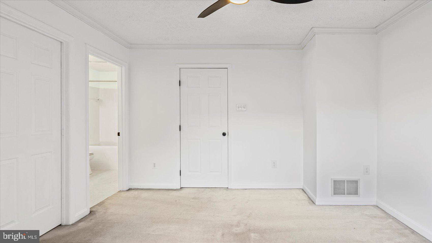 5108 Windermere Circle Baltimore, MD 21237 - Photo 16 of 38 a view of an empty room