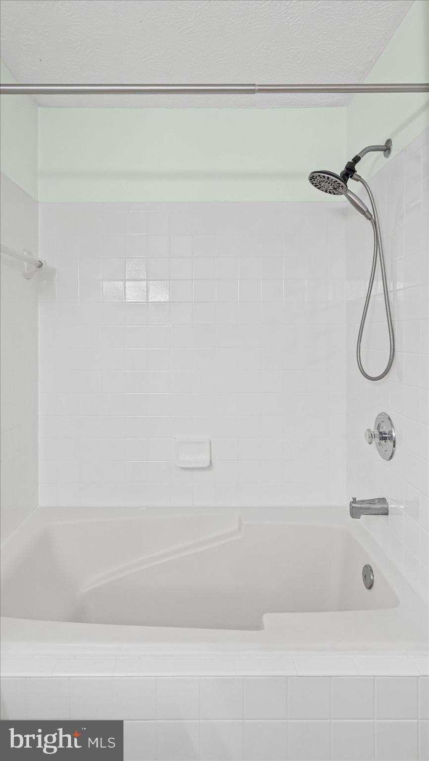 5108 Windermere Circle Baltimore, MD 21237 - Photo 20 of 38 a bathroom with a shower